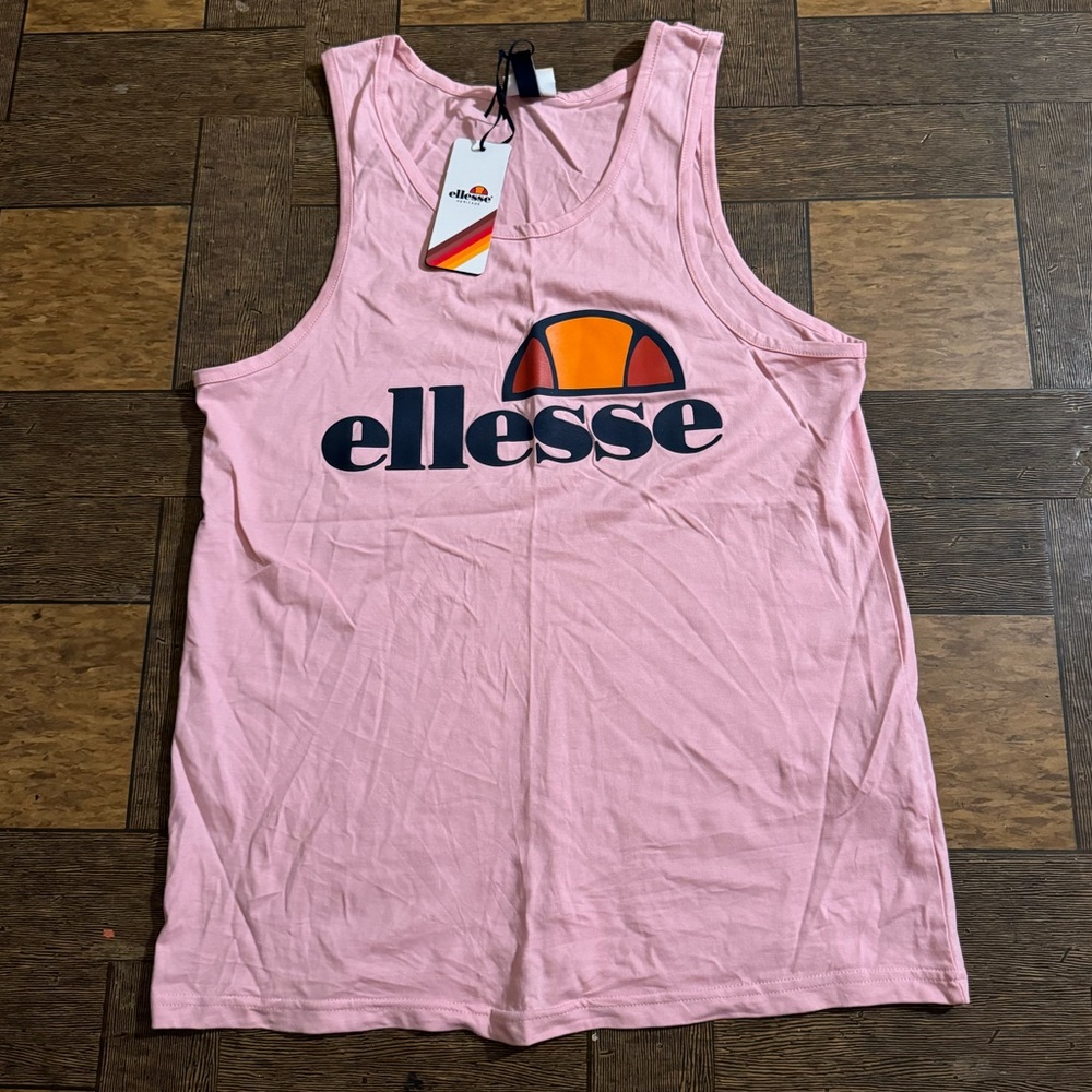 Ellesse Shirt Nike AF1 Jordan Retro New Balance 2002R Adidas Samba Puma Speedcat